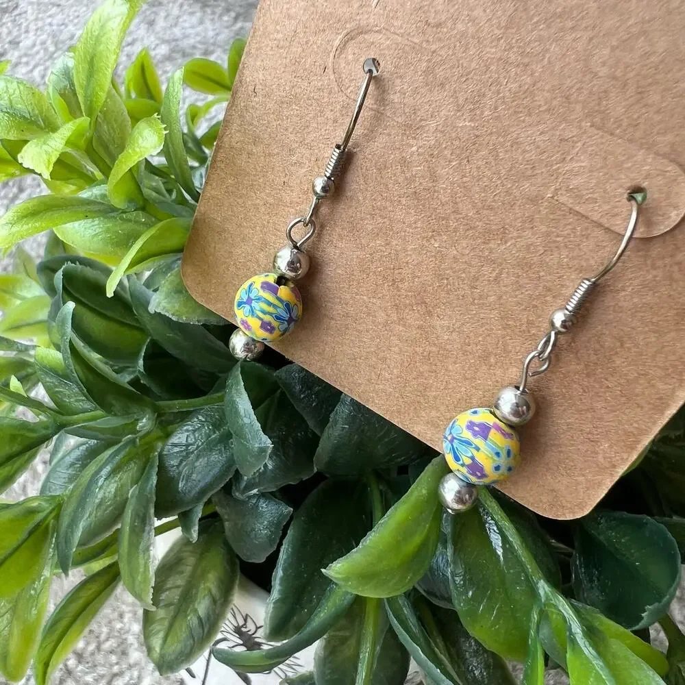 NEW Viva Beads Handmade Clay Round Yellow Floral Print Dangle Earrings